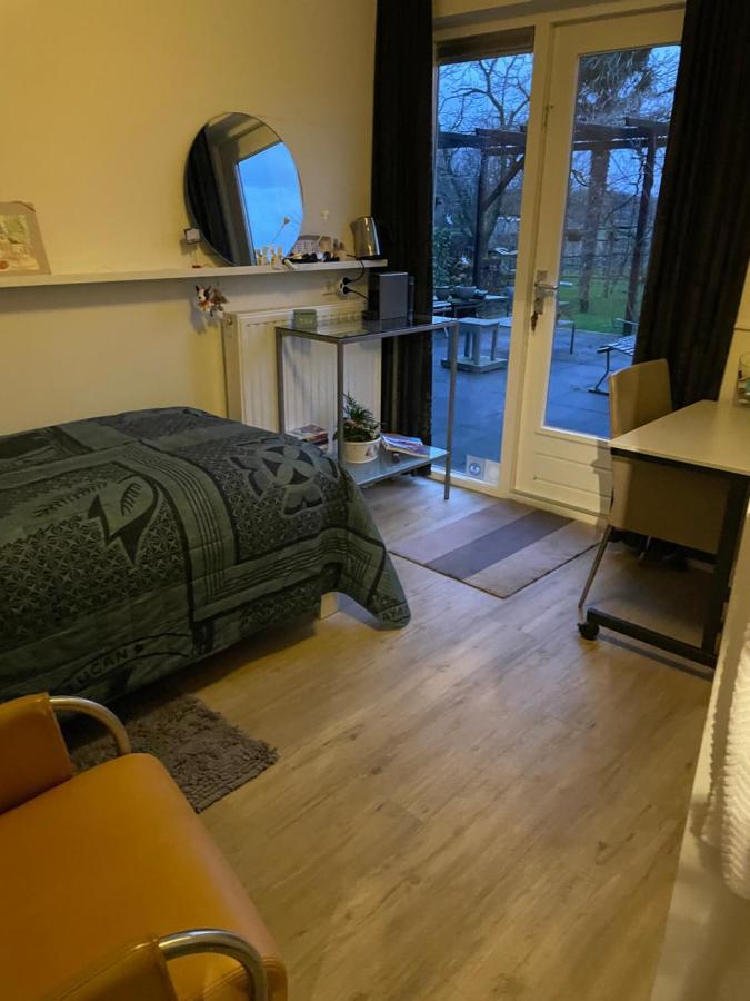 B&B 't Pakhuis Meteren Luaran gambar