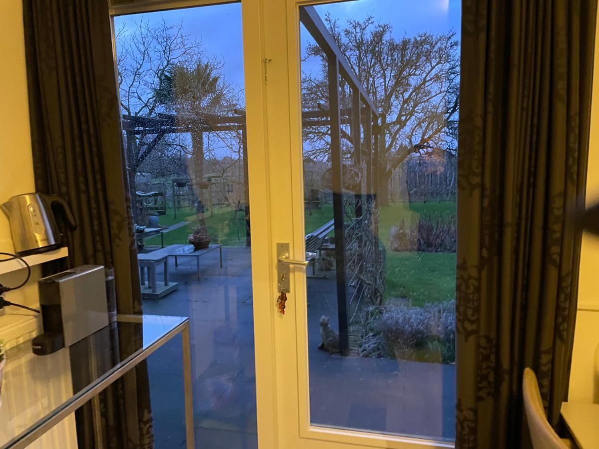 B&B 't Pakhuis Meteren Luaran gambar