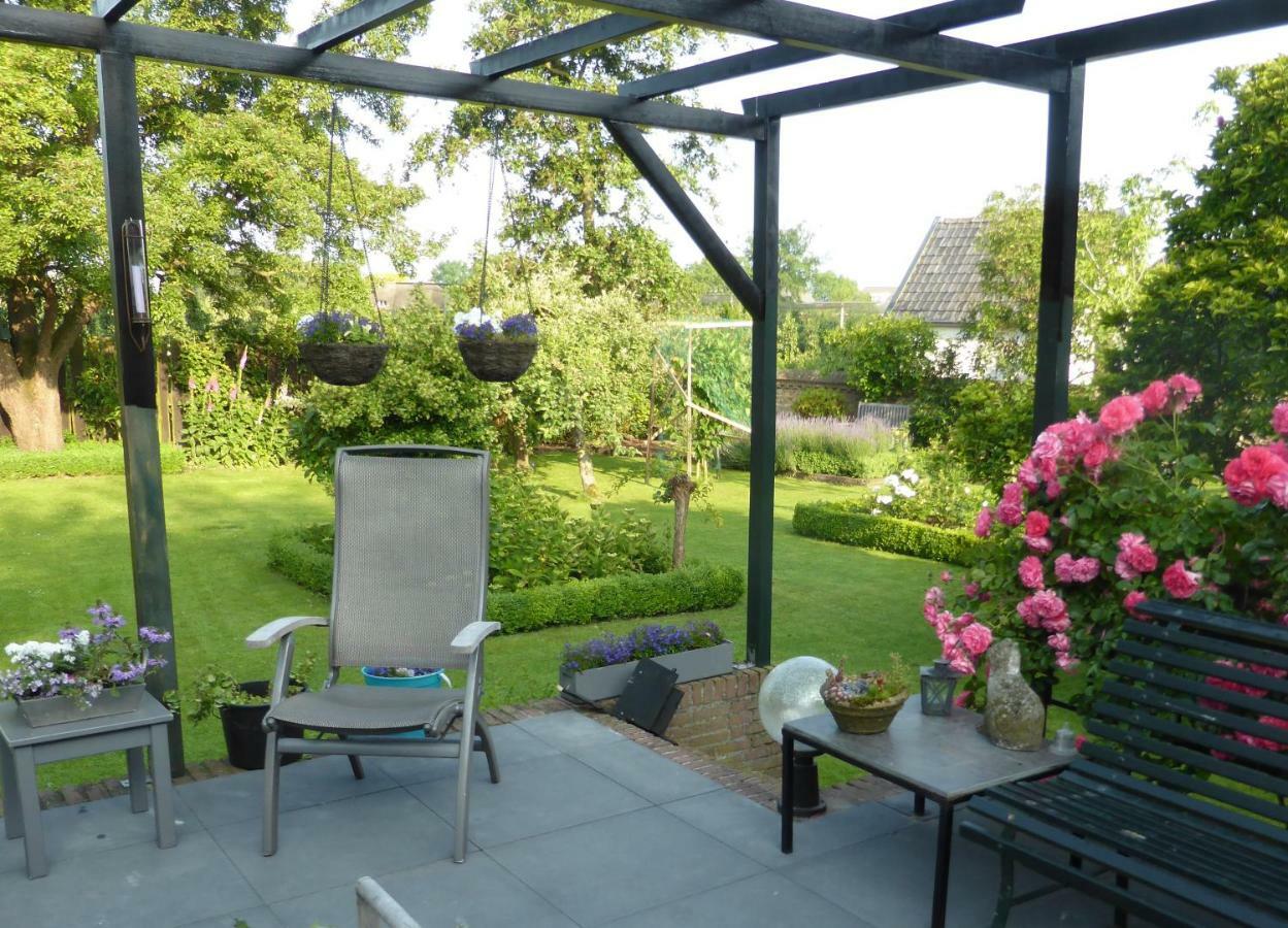 B&B 't Pakhuis Meteren Luaran gambar
