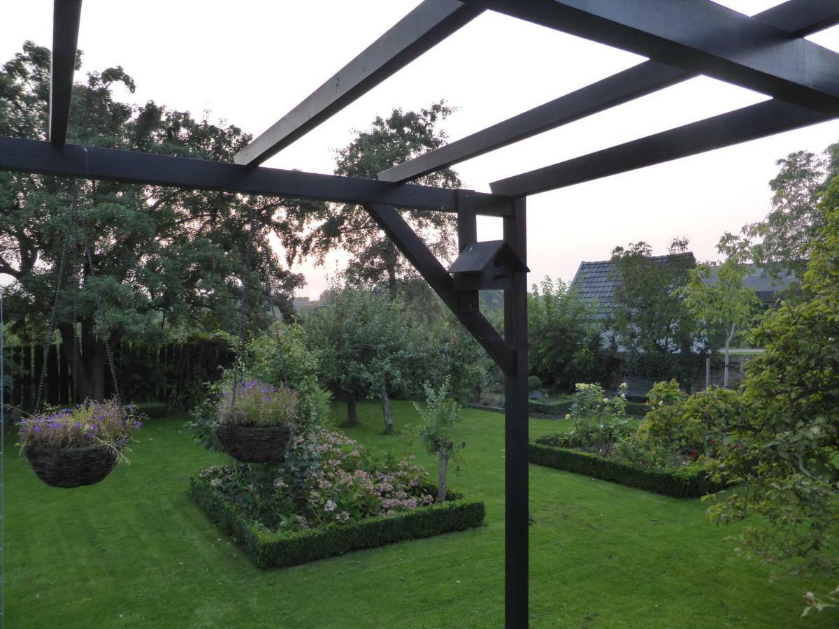 B&B 't Pakhuis Meteren Luaran gambar