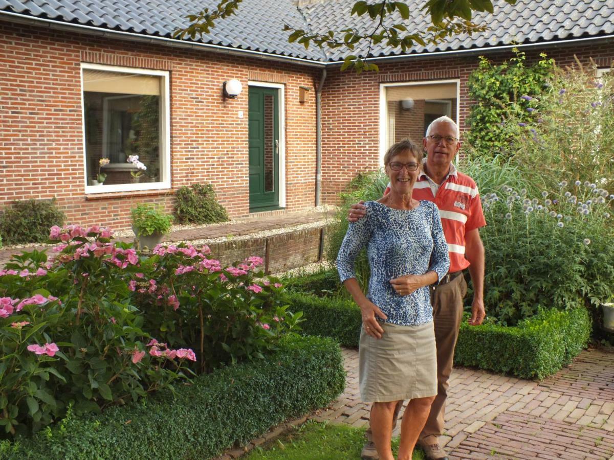 B&B 't Pakhuis Meteren Luaran gambar