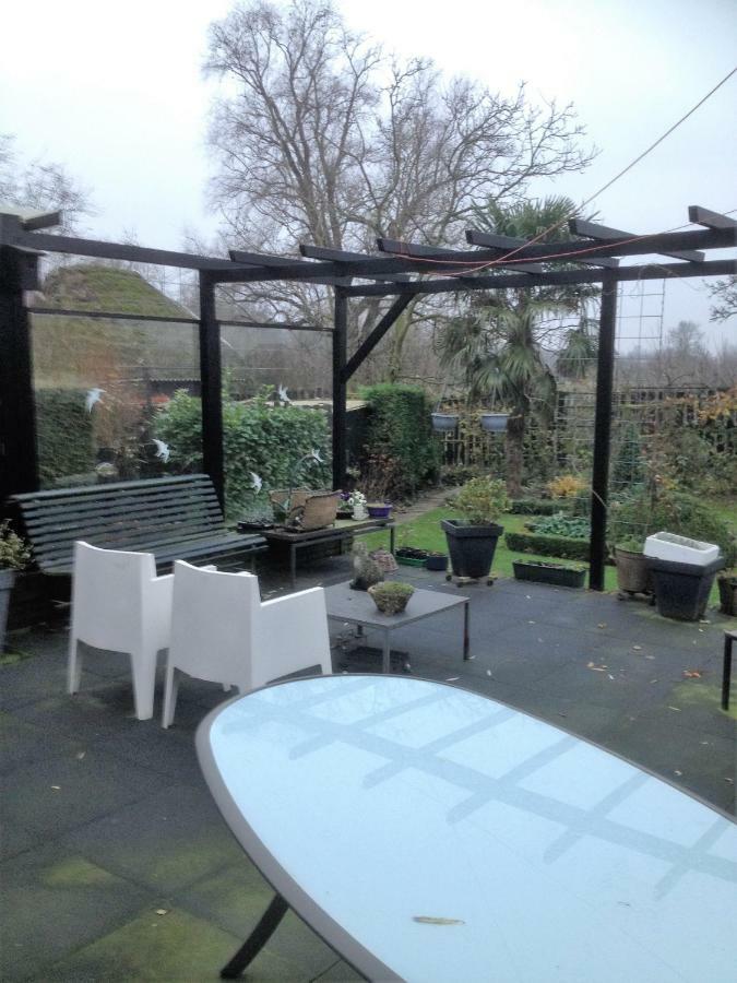 B&B 't Pakhuis Meteren Luaran gambar